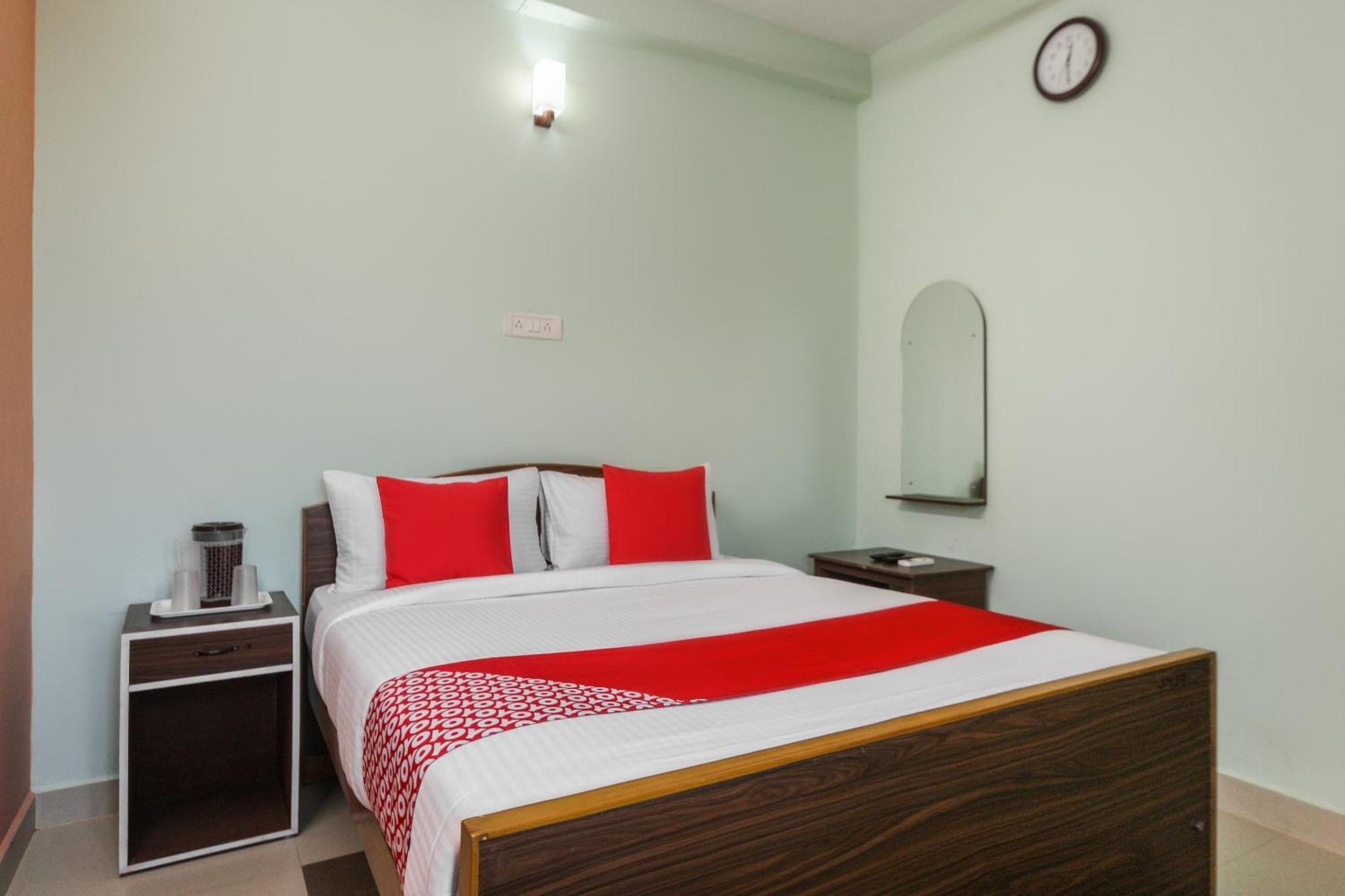Oyo Modern Guest House 钦奈 外观 照片