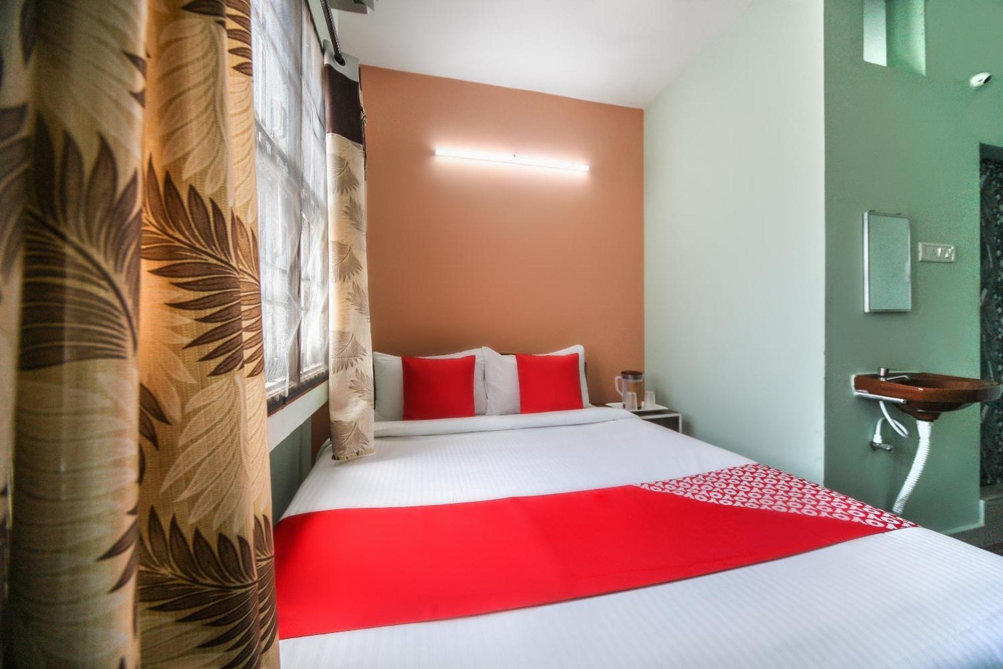Oyo Modern Guest House 钦奈 外观 照片
